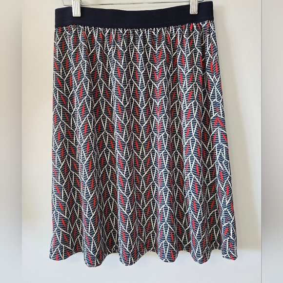 VILA JOY Navy, White and Red Patterned Women's Skirt. Size Small - Picture 4 of 9